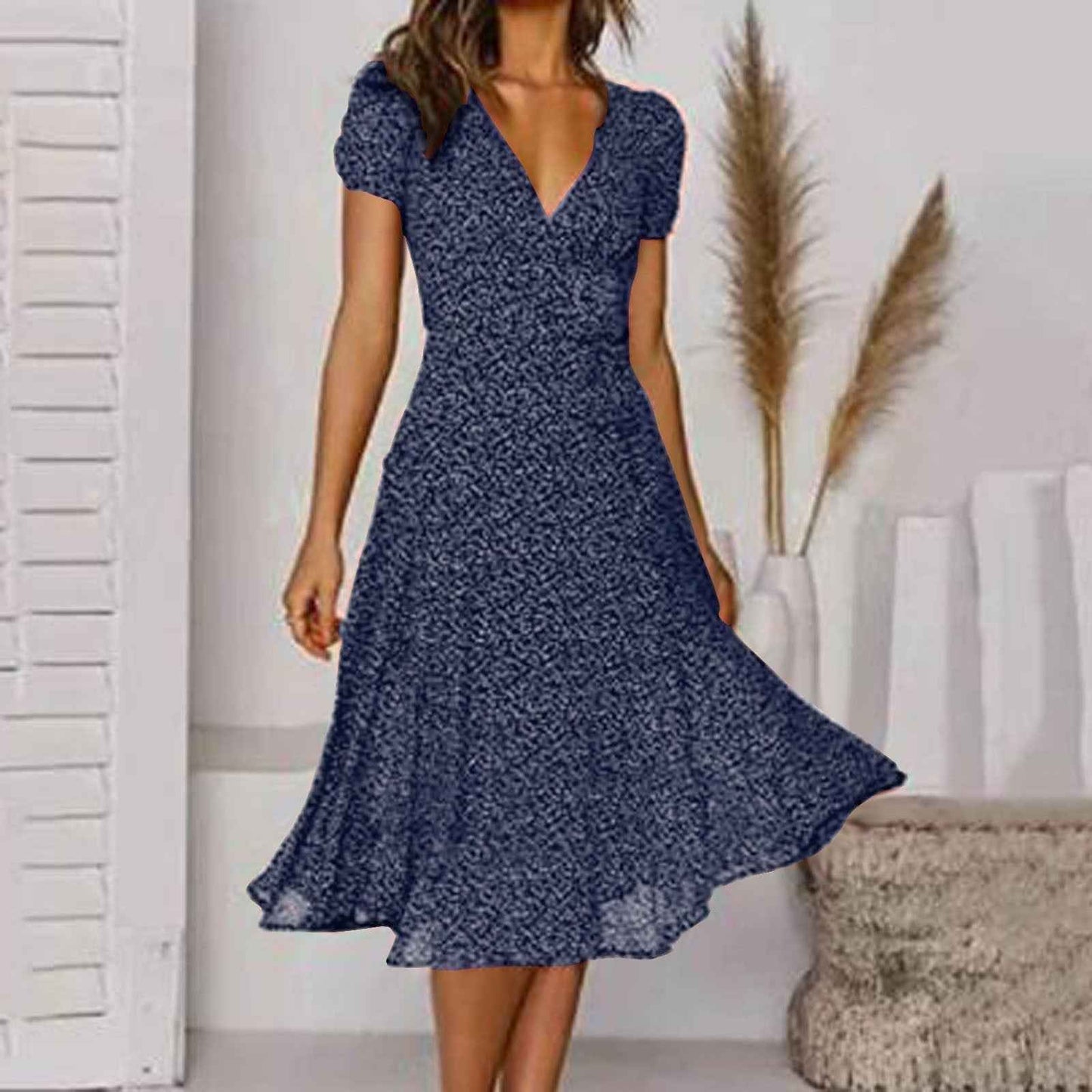 Lena - Women Short-Sleeve V-Neck Floral Swing Dress