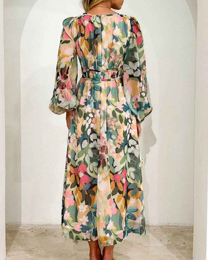 Carolina | Elegant Floral V-Neck Dress